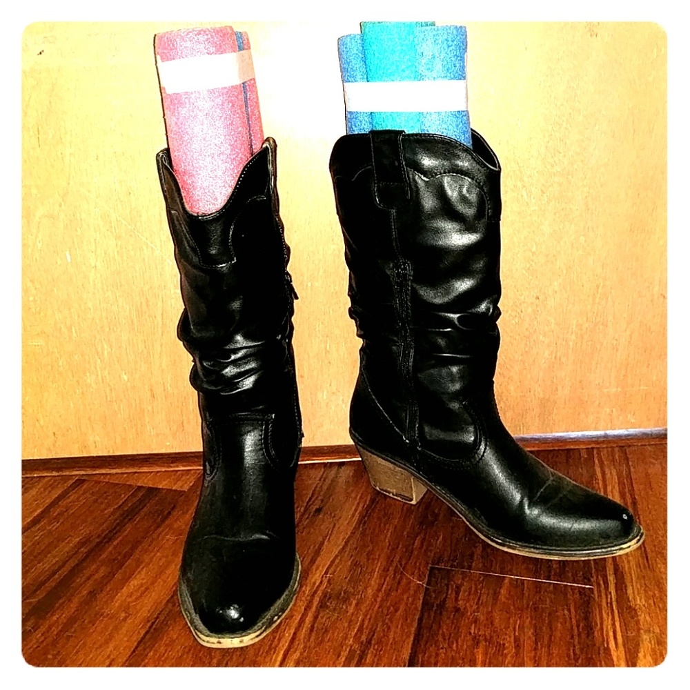 Black cowboy boots